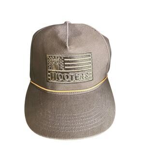 Hooters USA Flag Patch Snapback Baseball Cap Green One Size Cap America